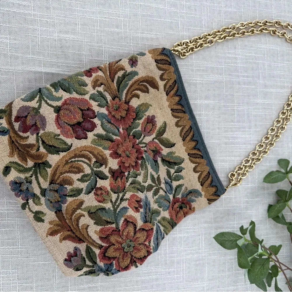 Vintage Italian Tapestry Shoulder Bag Gold Chain Strap Floral Carpet Style Purse